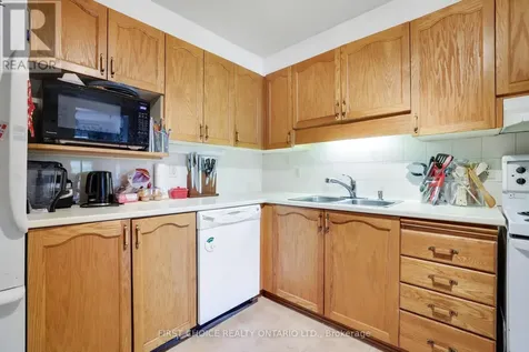 10 Maravista Drive Ottawa ON K2J 2Z5