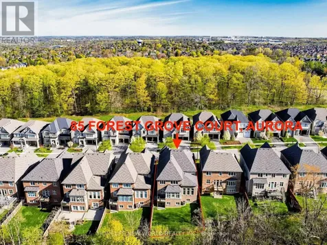 85 Forest Grove Court Aurora ON L4G 3G4
