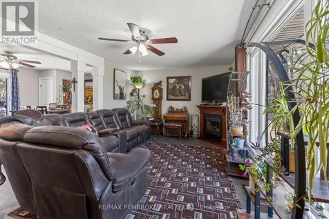 1346 Station Hill Road Laurentian Valley ON K8A 6W7