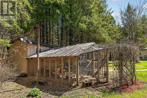1346 Station Hill Road Laurentian Valley ON K8A 6W7