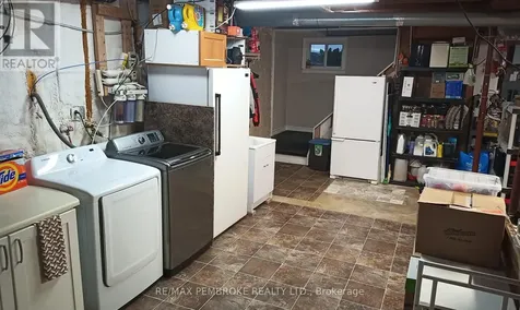 1346 Station Hill Road Laurentian Valley ON K8A 6W7