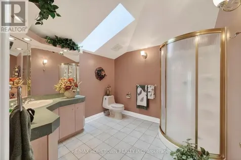 16024 Lakeside Drive South Stormont ON K0C 1P0