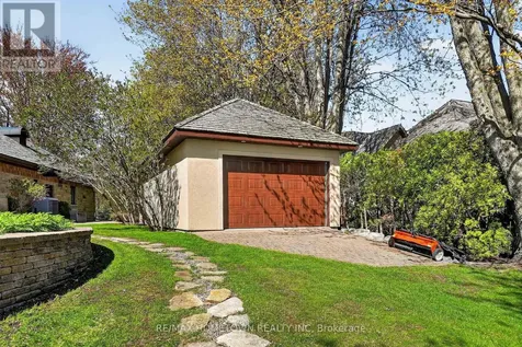 16024 Lakeside Drive South Stormont ON K0C 1P0