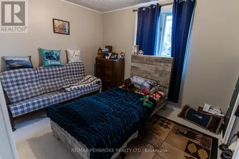 496 Wilbert Street Pembroke ON K8A 3G6