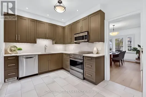 131 Acacia Avenue Ottawa ON K1M 0R2