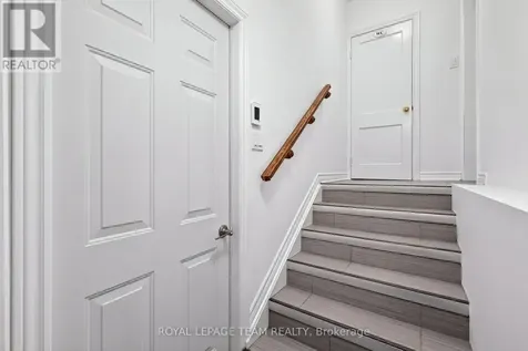 131 Acacia Avenue Ottawa ON K1M 0R2