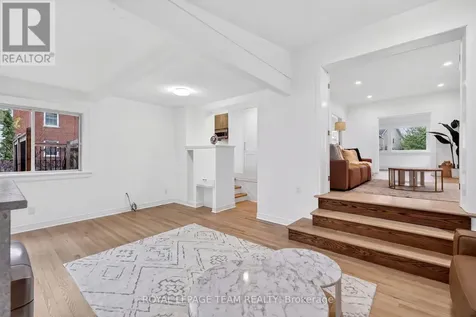 131 Acacia Avenue Ottawa ON K1M 0R2