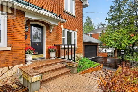 131 Acacia Avenue Ottawa ON K1M 0R2