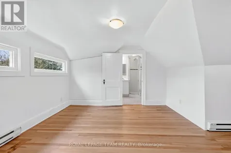 131 Acacia Avenue Ottawa ON K1M 0R2