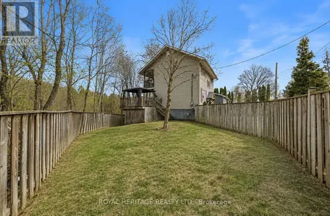 51 Robert Street Bracebridge ON P1L 2B9