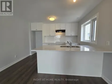 513 Celestine Private Ottawa ON K2J 4H7