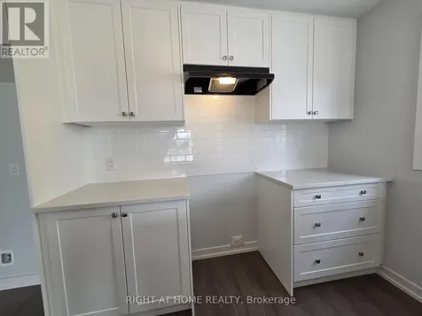 513 Celestine Private Ottawa ON K2J 4H7
