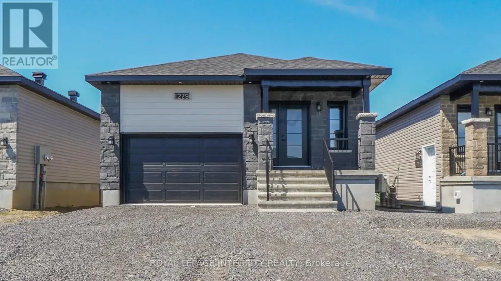 1231 Montblanc Crescent Russell ON K0A 1W0