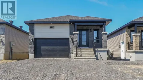 1231 Montblanc Crescent Russell ON K0A 1W0