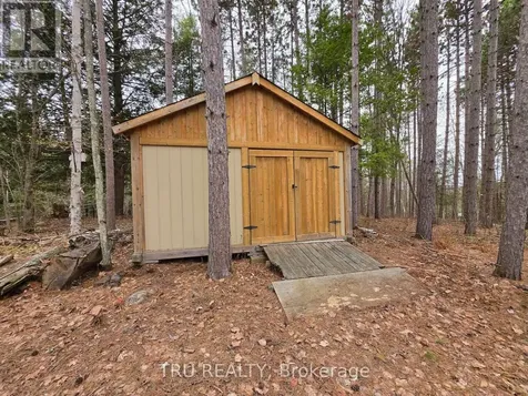 952 Siberia Road Madawaska Valley ON K0J 1B0
