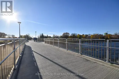959 North River Road Ottawa ON K1K 3V3