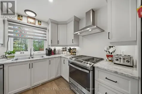 405 Voyageur Place West Russell ON K0A 1W0