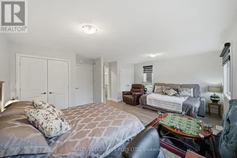 405 Voyageur Place West Russell ON K0A 1W0