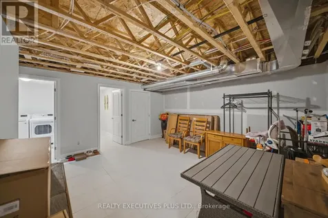 405 Voyageur Place West Russell ON K0A 1W0