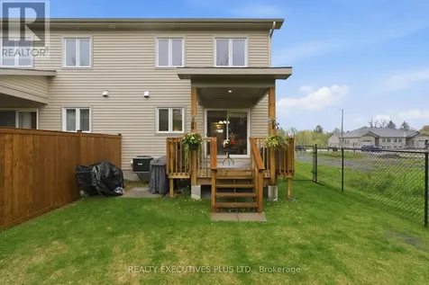 405 Voyageur Place West Russell ON K0A 1W0