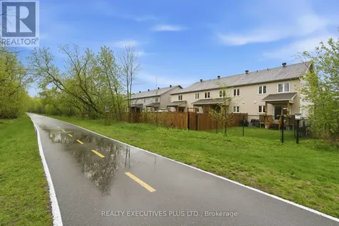 405 Voyageur Place West Russell ON K0A 1W0