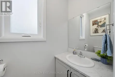 405 Voyageur Place West Russell ON K0A 1W0