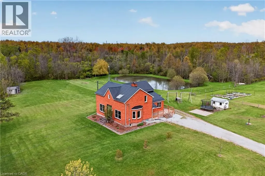 2266 Pettit Road Fort Erie ON L2A 5M4