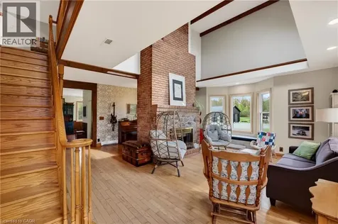 2266 Pettit Road Fort Erie ON L2A 5M4