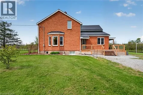 2266 Pettit Road Fort Erie ON L2A 5M4