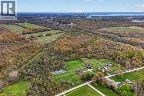 2266 Pettit Road Fort Erie ON L2A 5M4