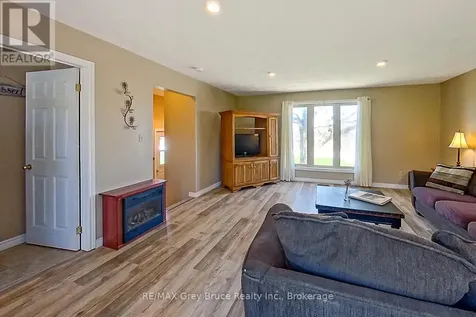 206 Lindsay Road 30 Northern Bruce Peninsula ON N0H 1Z0