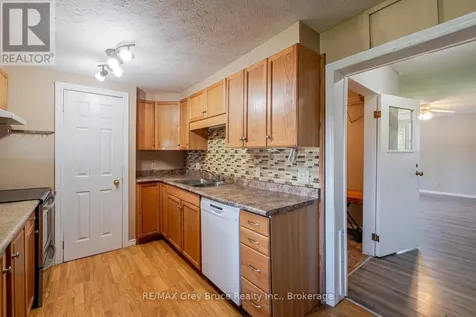 206 Lindsay Road 30 Northern Bruce Peninsula ON N0H 1Z0