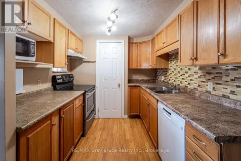 206 Lindsay Road 30 Northern Bruce Peninsula ON N0H 1Z0