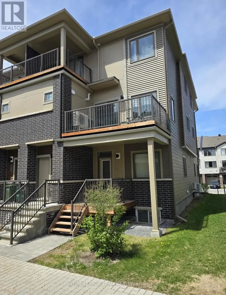 226 Anyolite Private Ottawa ON K2J 7J3