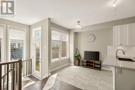834 Cedar Creek Drive Ottawa ON K1T 0N6