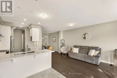 834 Cedar Creek Drive Ottawa ON K1T 0N6