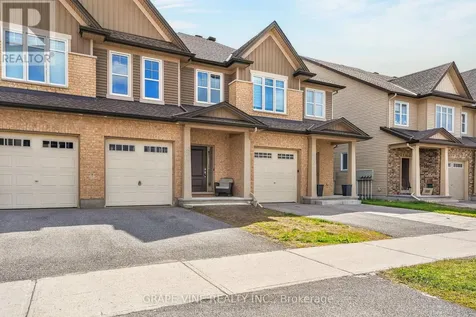 834 Cedar Creek Drive Ottawa ON K1T 0N6
