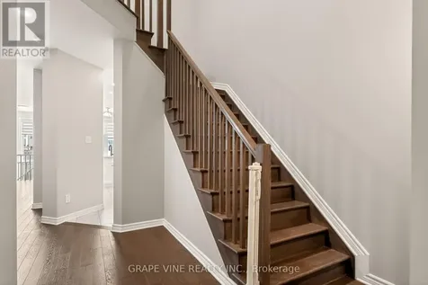 834 Cedar Creek Drive Ottawa ON K1T 0N6