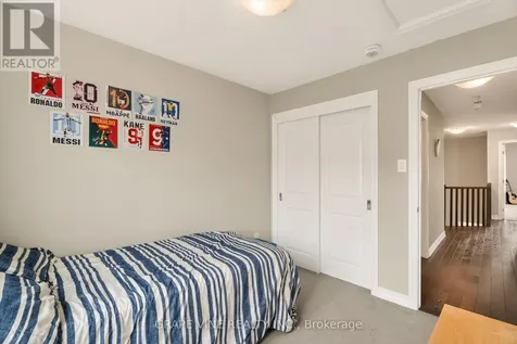 834 Cedar Creek Drive Ottawa ON K1T 0N6