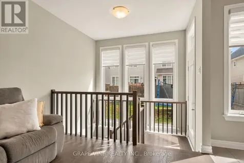 834 Cedar Creek Drive Ottawa ON K1T 0N6