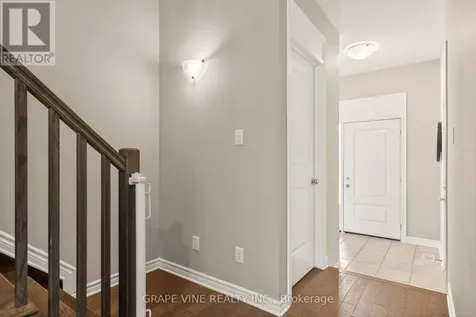 834 Cedar Creek Drive Ottawa ON K1T 0N6