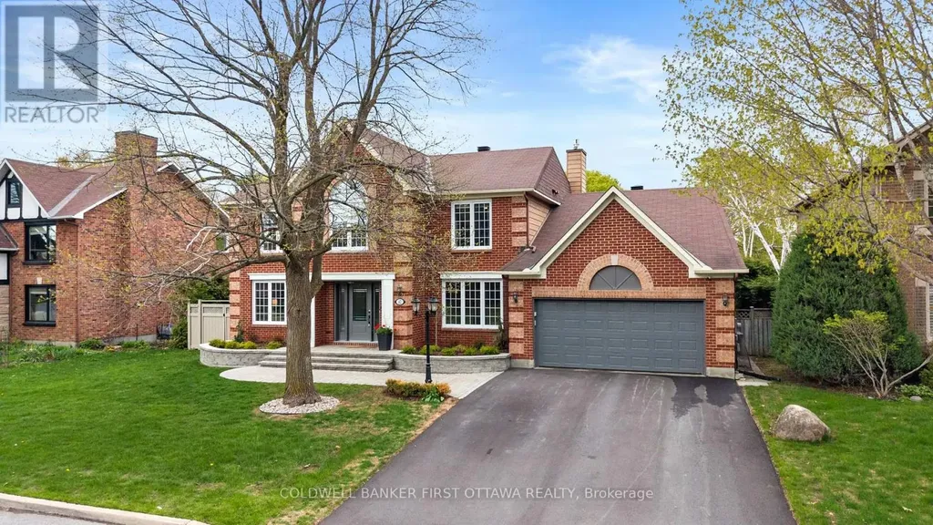 42 Hampel Crescent Ottawa ON K2S 1E4