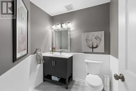 42 Hampel Crescent Ottawa ON K2S 1E4