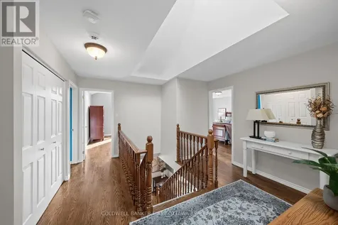 42 Hampel Crescent Ottawa ON K2S 1E4