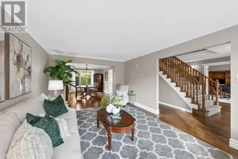 42 Hampel Crescent Ottawa ON K2S 1E4