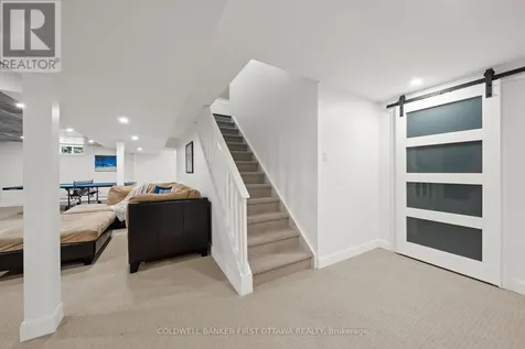 42 Hampel Crescent Ottawa ON K2S 1E4