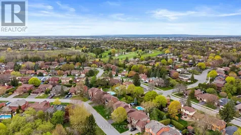 42 Hampel Crescent Ottawa ON K2S 1E4