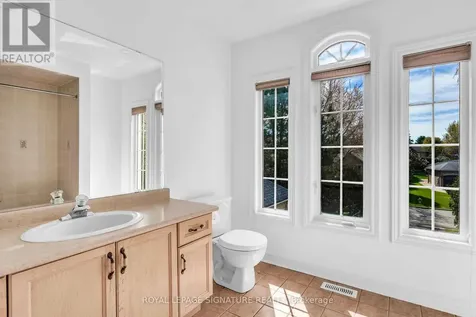 250 Laurentian Boulevard Vaughan ON L6A 2V3