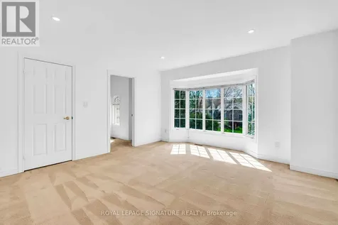250 Laurentian Boulevard Vaughan ON L6A 2V3
