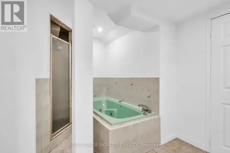 250 Laurentian Boulevard Vaughan ON L6A 2V3